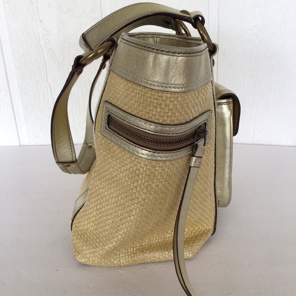 COACH LEGACY METALLIC GOLD AND STRAW HANDBAG - Picture 5 of 13